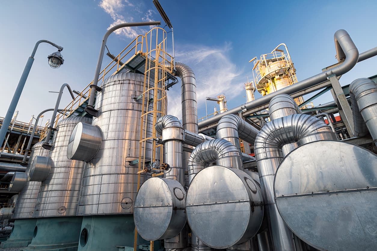 Industrial purification unit in operation