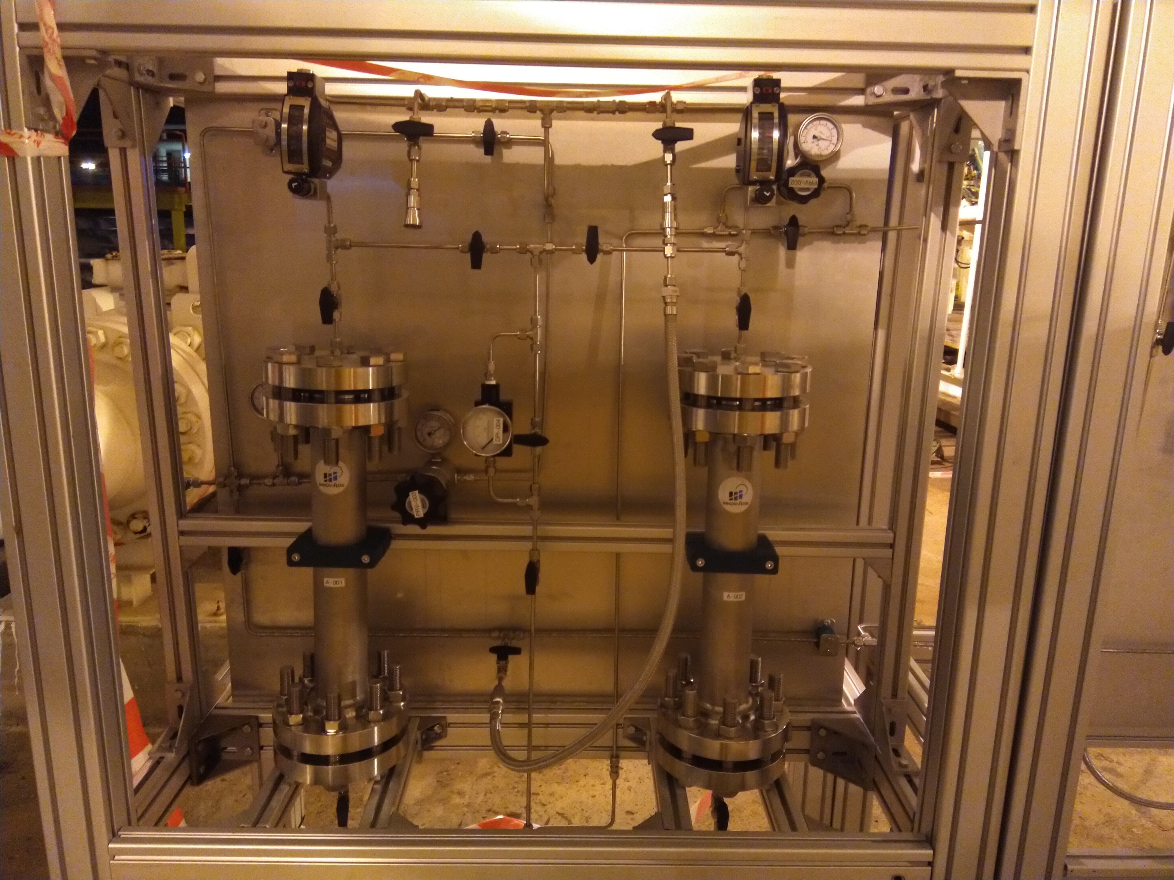 On-site pilot rig for sidestream sampling